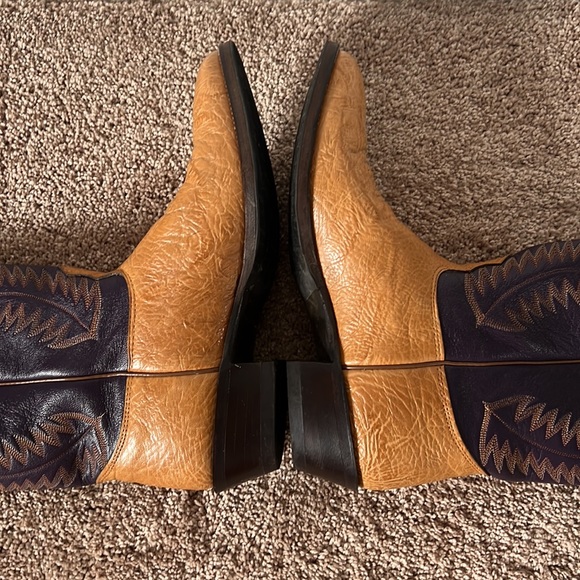 Nocona Brown and Black Cowboy Boots - Picture 7 of 8